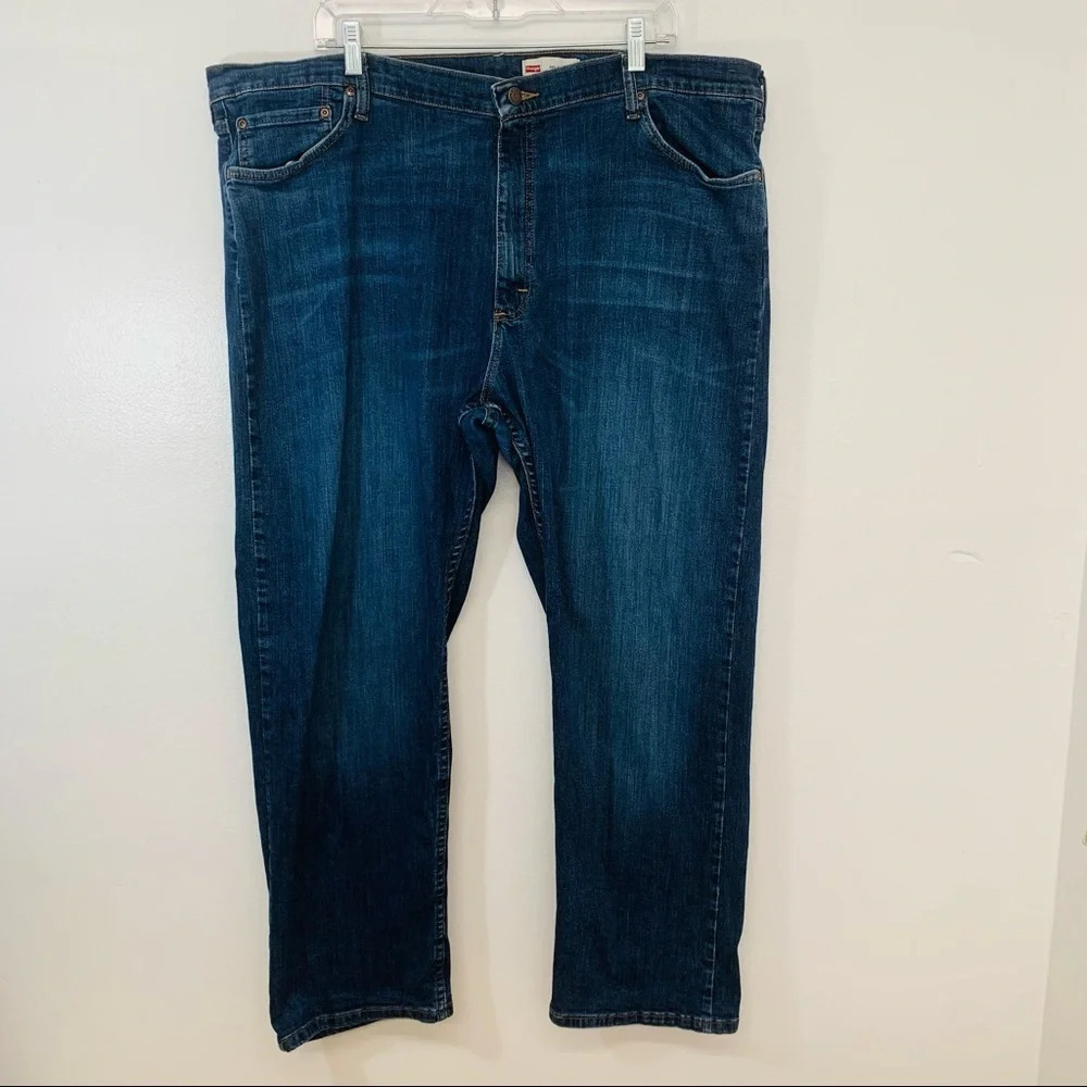 Wrangler Relaxed Fit Jeans Size 42 Straight Leg Inseam 29 Blue Cotton Blend